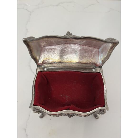 Vtg Jewelry Trinket Box Victorian Heavy Ornate Silver Tone Velvet Lined Hinged - Picture 3 of 5